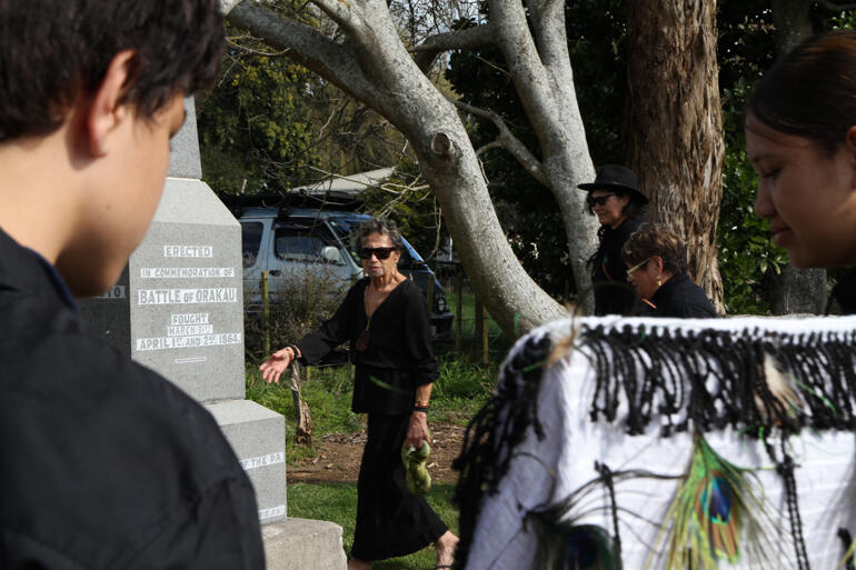 Ngāti Maniapoto kuia, Te Miringa Paerata calls the Anglo-Catholic Hui onto the Battle of Oraakau memorial site.