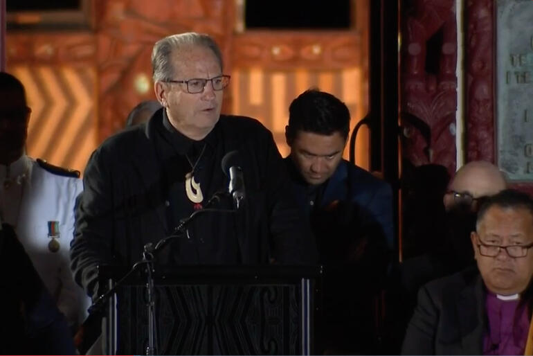 Dr Alastair Reese speaks at Te Whare Rūnanga on the 'Treaty of Waitangi as a covenant' as Bishop Te Kitohi Pikaahu looks on.